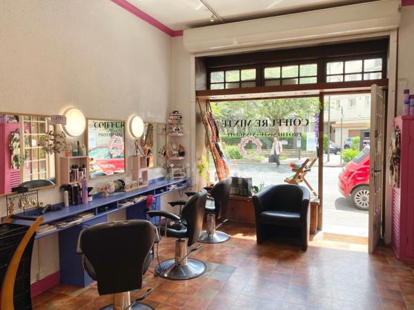 Dpt Val de Marne (94), à vendre VINCENNES Salon de coiffure