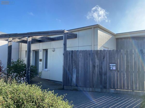 Local Professionnel et commercial à vendre à Sallertaine en Vendée (85300), ref : 092/M/2524-85092