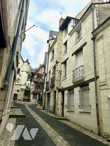 A Vendre / Charmante maison de ville à CHINON