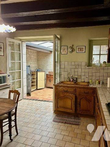 A Vendre / Charmante maison de ville à CHINON