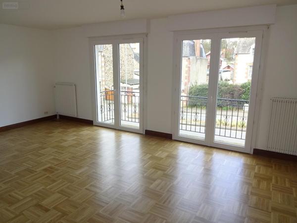Appartement à louer à Fougères en Ille-et-Vilaine (35300), ref : 036/704