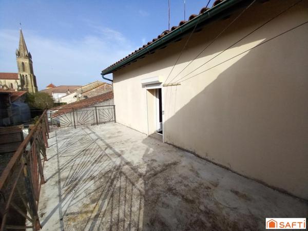 MAISON 96M2 ,3 CHAMBRES,DEPENDANCE ET JARDIN