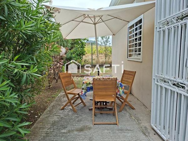 Studio meublé avec terrasse et parking au Vauclin!