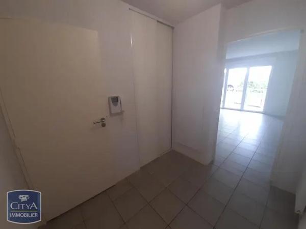 Appartement à louer 3 pièces 68.6m² Billère (64140)