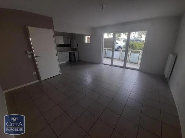 Appartement à louer 3 pièces 68.6m² Billère (64140)