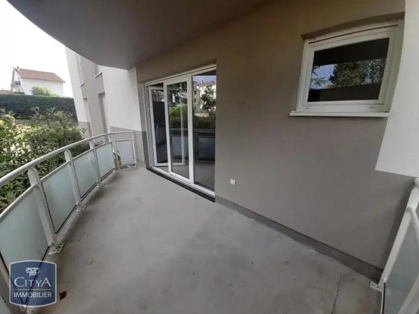Appartement à louer 3 pièces 68.6m² Billère (64140)