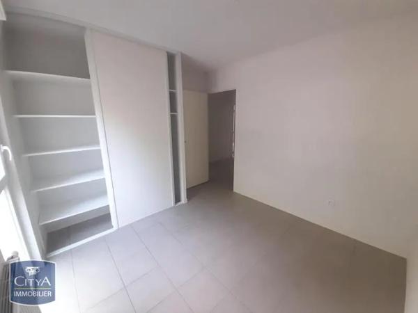 Appartement à louer 3 pièces 68.6m² Billère (64140)