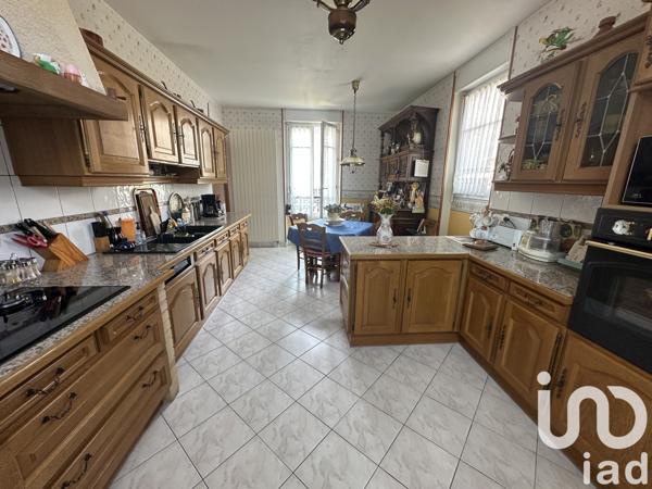 Maison à vendre 8 pièces 258 m² Château-Thierry