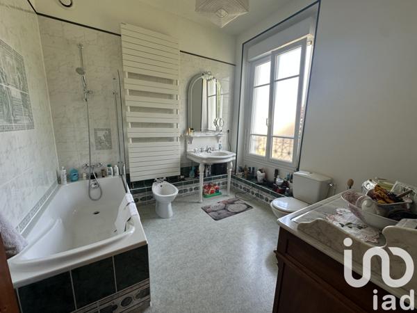 Maison à vendre 8 pièces 258 m² Château-Thierry