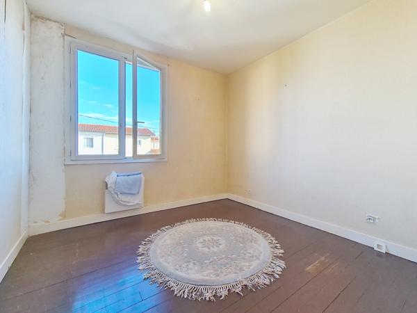 Dax (40100) Maison mitoyenne de 99 m2 avec jardin et dépendance