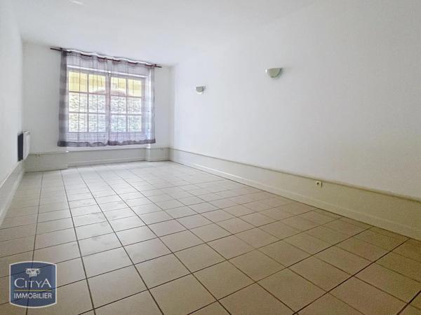 Appartement à louer 1 pièce 33.22m² Mâcon (71000)