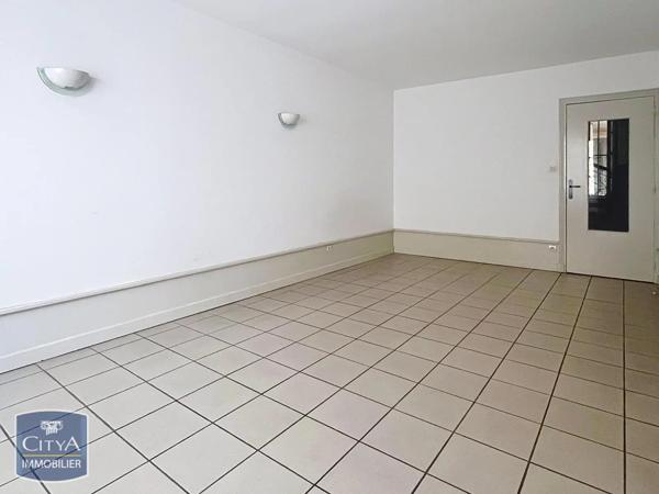Appartement à louer 1 pièce 33.22m² Mâcon (71000)