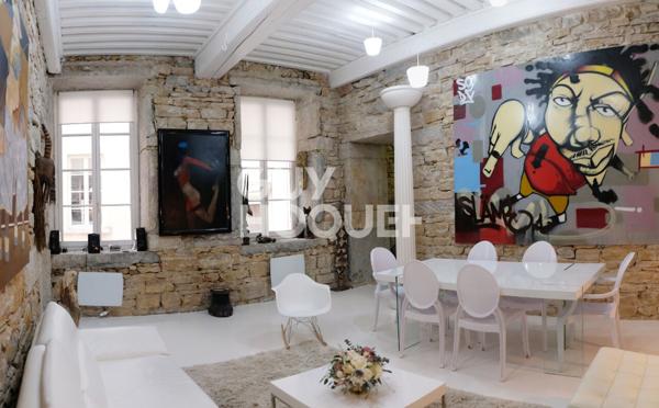 Joli Canut au calme avec de beaux volumes