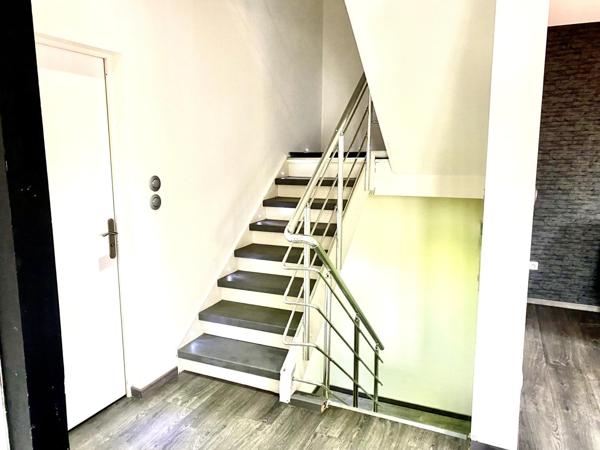 Maison Familiale avec terrasse et terrain pratique peu d'entretien - 96 M2 à Audincourt