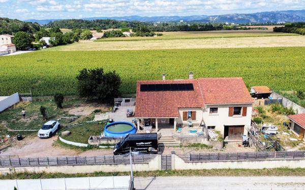 Maison à vendre    7 pièces •  Malissard