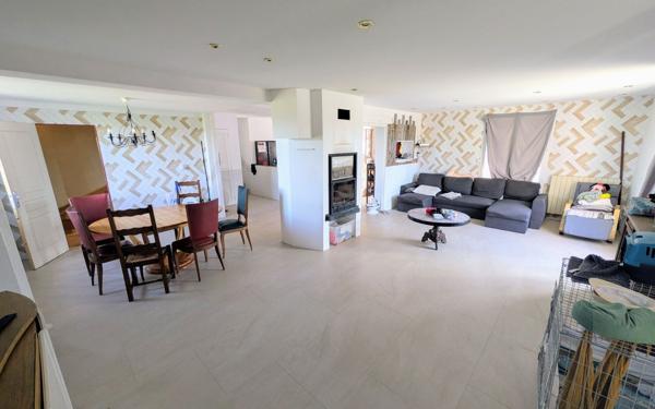 Maison à vendre    7 pièces •  Malissard