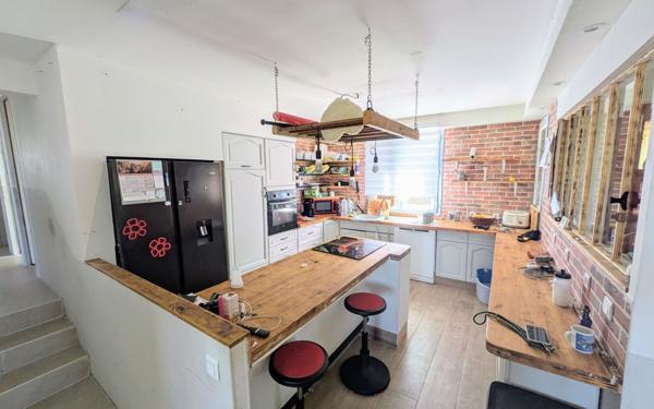 Maison à vendre    7 pièces •  Malissard