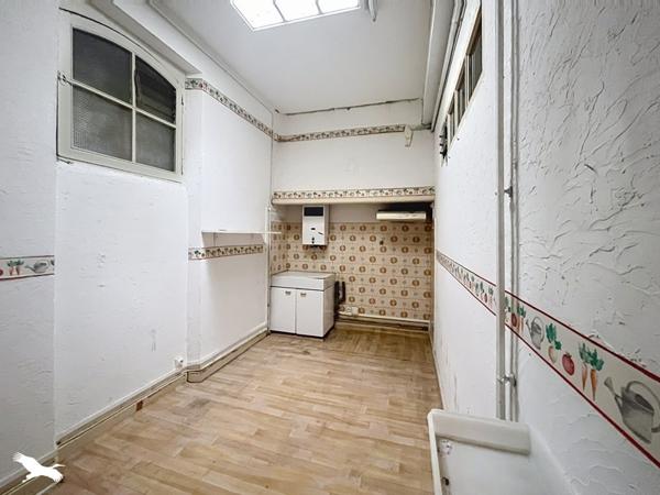 Immeuble à vendre 93 900 € Castelsarrasin 292 m² DPE E