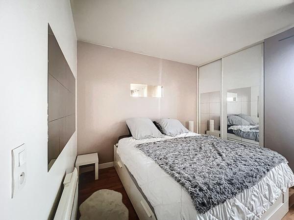 Appartement Suresnes 1 pièce(s) 31 m2