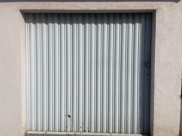 Aix-en-Provence (13090) GARAGE 14M2