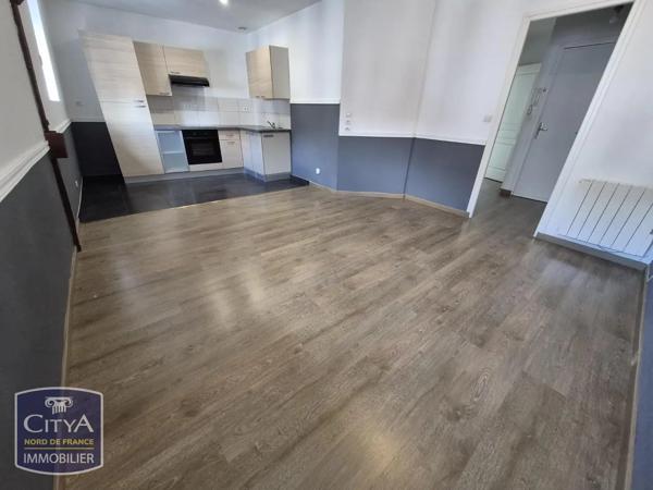 Appartement à louer 2 pièces 42.98m² Cambrai (59400)