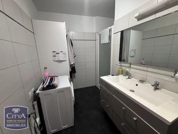 Appartement à louer 2 pièces 42.98m² Cambrai (59400)