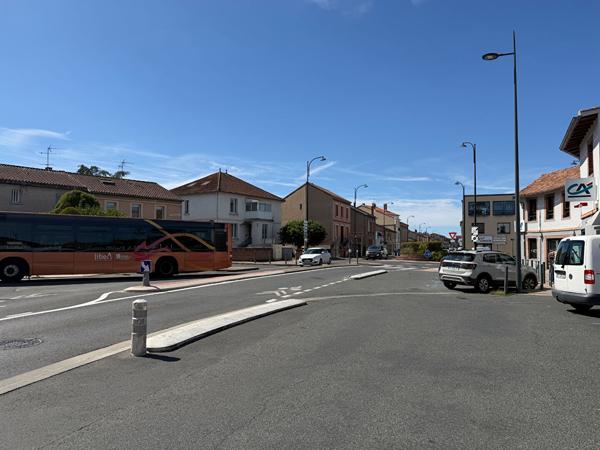 Local commercial / professionnel 150 m² ? Stadium