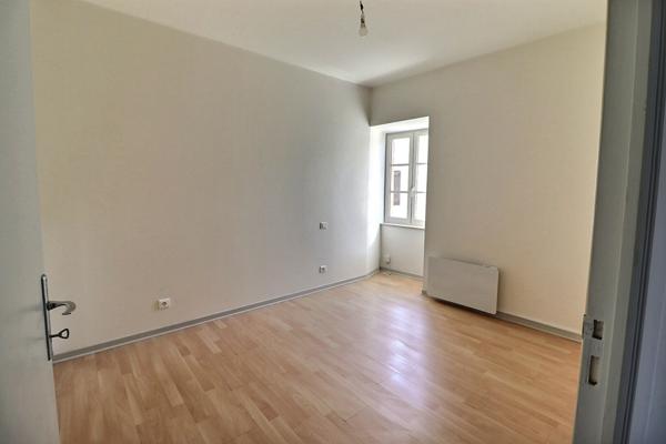 Appartement 3 pièces à louer à Bagnac sur Célé - Réf 1355