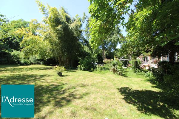 Le charme de l'ancien à Fleury Village