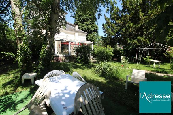 Le charme de l'ancien à Fleury Village