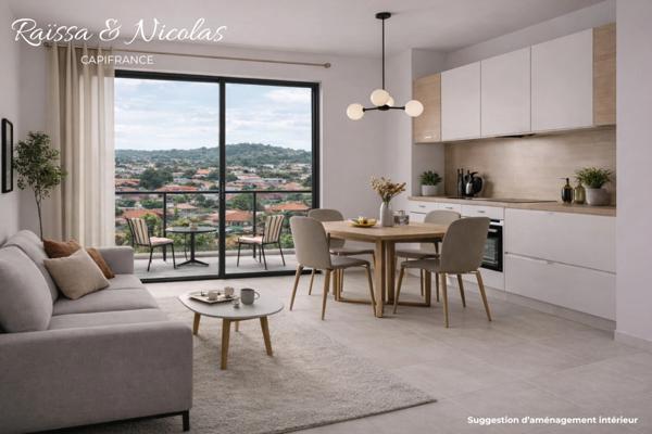 T2 lumineux avec balcon – Mirza, Cayenne