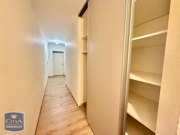 Appartement à louer 2 pièces 39.82m² Saint-Étienne (42000)