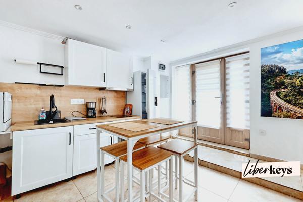 Grange de caractère avec piscine – Rénovation soignée dans un cadre naturel préservé