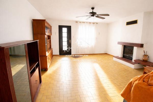 RARE sur cette commune ! Agréable terrain et un garage de 40 m2