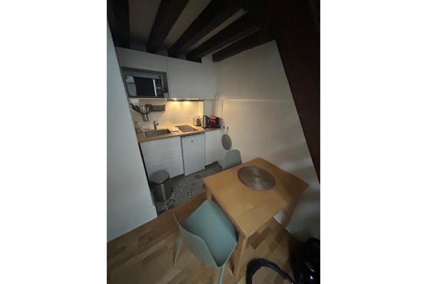 A LOUER : T1 à LILLE • Rue Saint-Nicolas - GRAND' PLACE • 495 € CC • Réf. 218-003