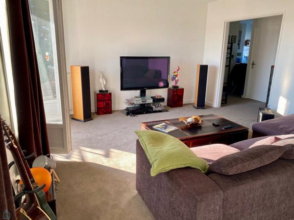 Appartemenr T2/T3 de 75 m2 avec balcon