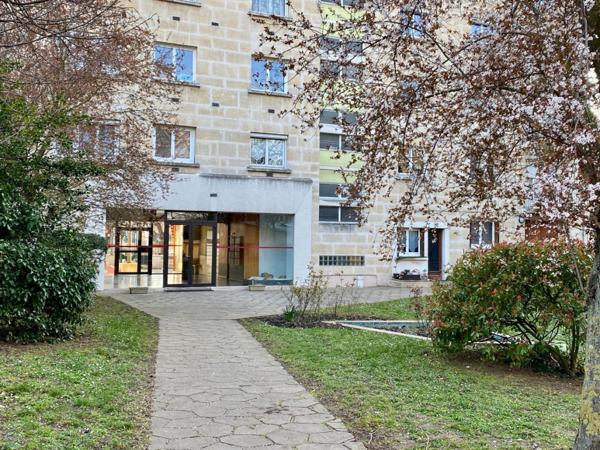 Appartemenr T2/T3 de 75 m2 avec balcon