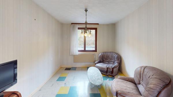 BAR LE DUC : Maison sur sous sol 80m², 4 pièces, 2 chambres, quartier calme et recherché