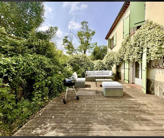 Saint-Jeannet (06640) ST JEANNET / MAISON INDIVIDUELLE / PISCINABLE / TERRAIN 1500M²