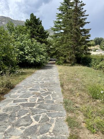 Saint-Jeannet (06640) ST JEANNET / MAISON INDIVIDUELLE / PISCINABLE / TERRAIN 1500M²