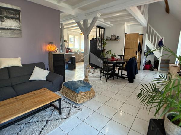 Maison à vendre T4 - Blois - Rénovée, jardin, terrasse, parkings, 3 Chbs + palier/mezzanine