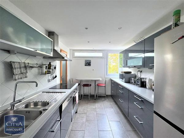 Appartement à louer 3 pièces 67.1m² Lille (59000)