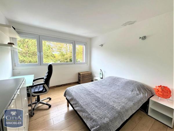 Appartement à louer 3 pièces 67.1m² Lille (59000)