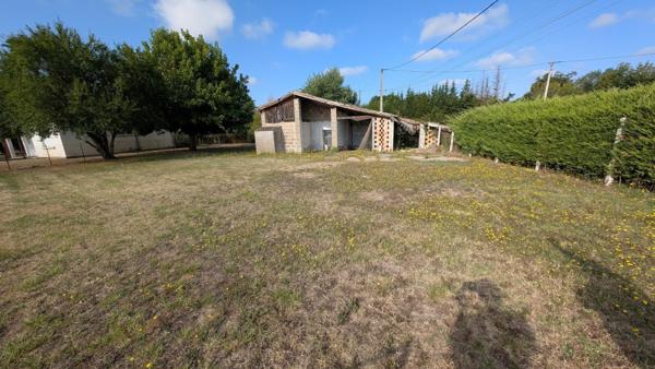 ENSEMBLE IMMOBILIER ZONE COMMERCIALE ARTISANALE Cartelègue (33390)