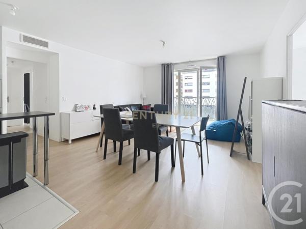 Appartement F4 à vendre  4 pièces - 74,62 m2 NOISY LE GRAND - 93