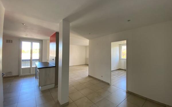 Appartement à vendre    3 pièces •  Saint-Marcellin