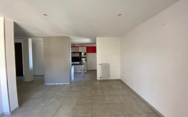 Appartement à vendre    3 pièces •  Saint-Marcellin