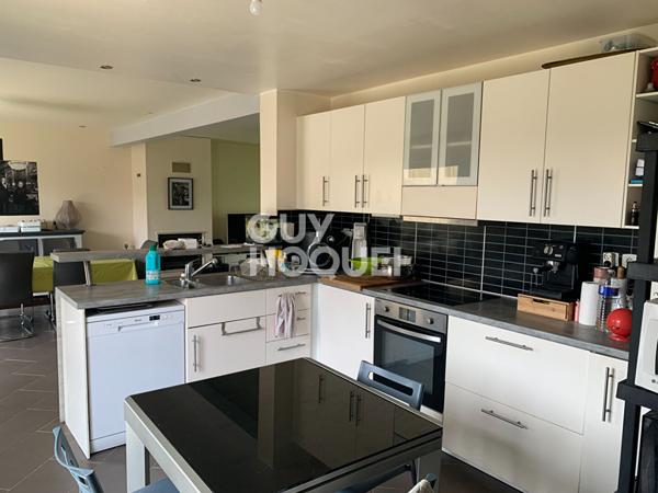 Maison 6 pièces - 5 chambres (152 m²) en location à CHATEAUDUN