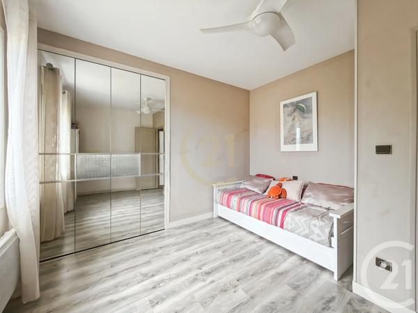 Maison à vendre  8 pièces - 208 m 2   MONTICELLO  - 202