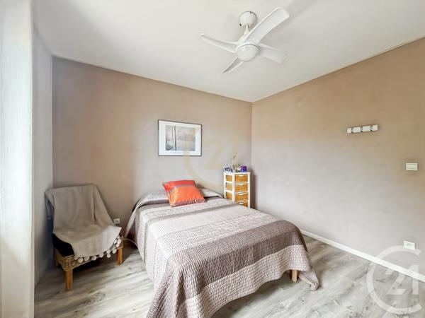 Maison à vendre  8 pièces - 208 m 2   MONTICELLO  - 202